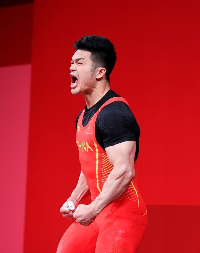 九游官网-石智勇破世界纪录夺冠：无论哪个级别我都是王者！